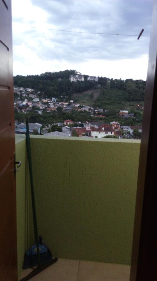 Aconchego Da Carol Apartment Грамаду Екстериор снимка