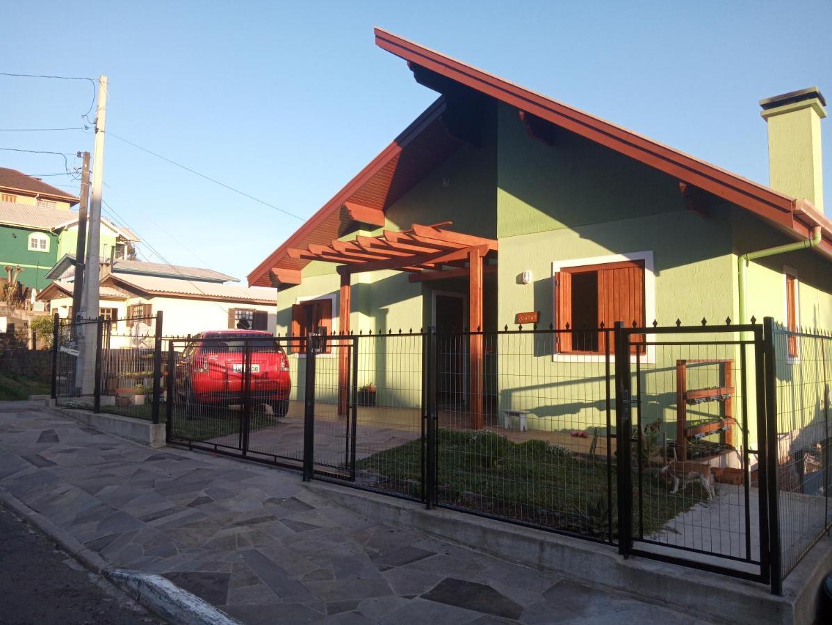 Aconchego Da Carol Apartment Грамаду Екстериор снимка