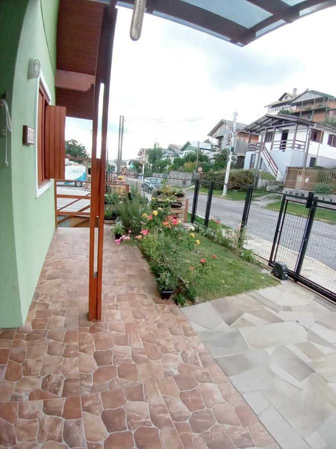 Aconchego Da Carol Apartment Грамаду Екстериор снимка