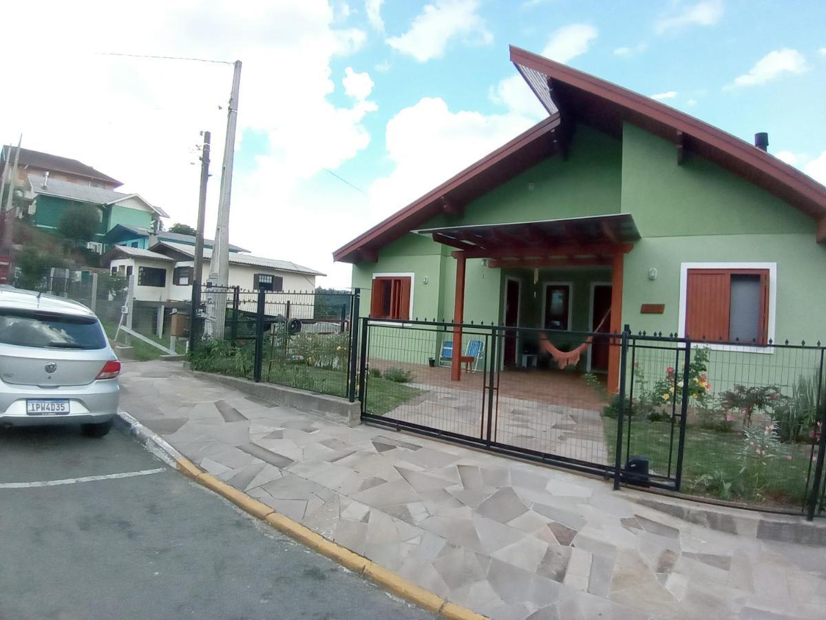 Aconchego Da Carol Apartment Грамаду Екстериор снимка