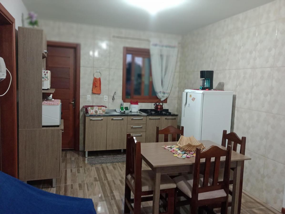 Aconchego Da Carol Apartment Грамаду Екстериор снимка